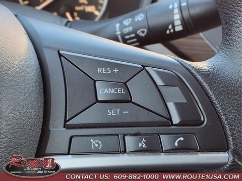 Used 2024 Nissan Altima 2.5 SV image 19
