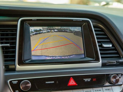 Used 2018 Hyundai Sonata SEL image 16