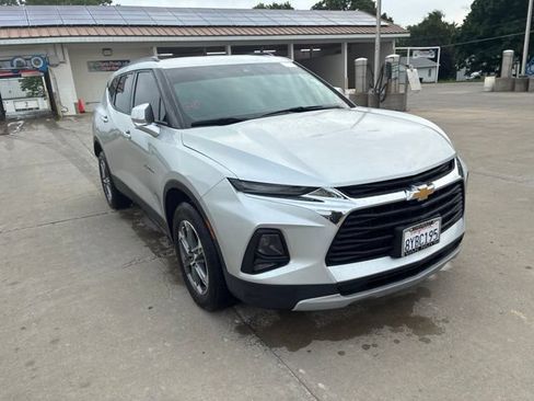 Used 2021 Chevrolet Blazer LT FWD image 5