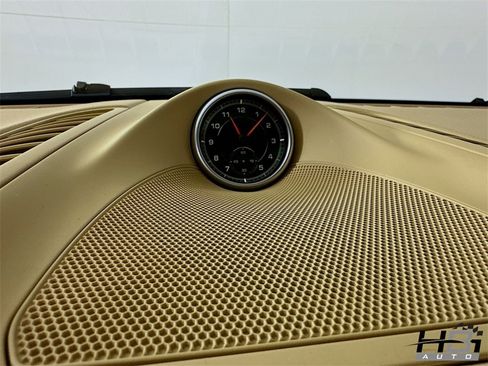 Used 2014 Porsche Cayenne image 19