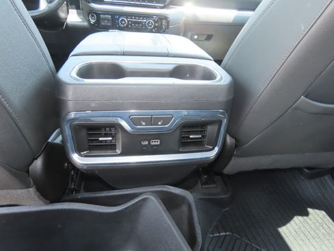 Used 2022 Chevrolet Silverado 1500 LTZ AWD/4WD image 21