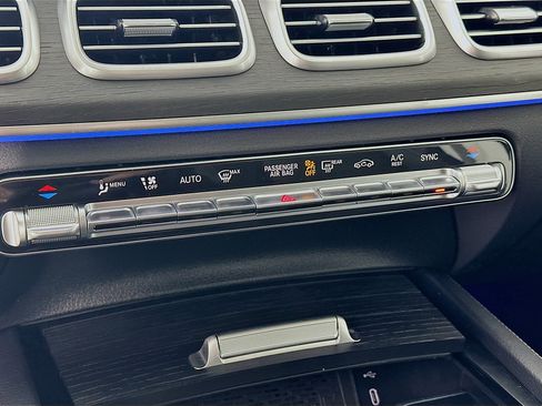 Used 2026 Mercedes-Benz GLS 450 4MATIC image 20