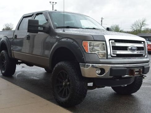 Used 2014 Ford F150 XLT image 9