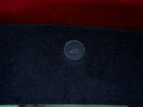 Used 2024 Tesla Model X Plaid image 59