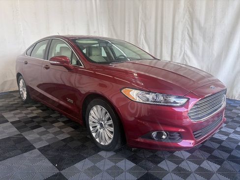 Used 2016 Ford Fusion Energi SE FWD image 3