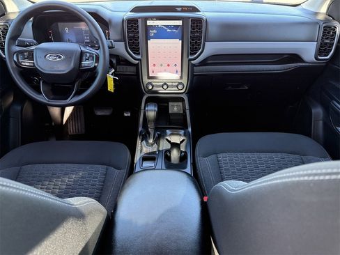 Certified 2025 Ford Ranger XL w/ Trailer Tow Package image 10