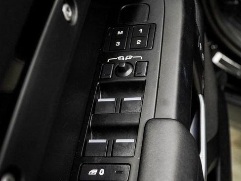 Used 2025 Land Rover Defender 110 S AWD/4WD image 38