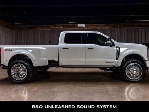 Used 2026 Ford F450 Platinum w/ Platinum Plus Package image 11