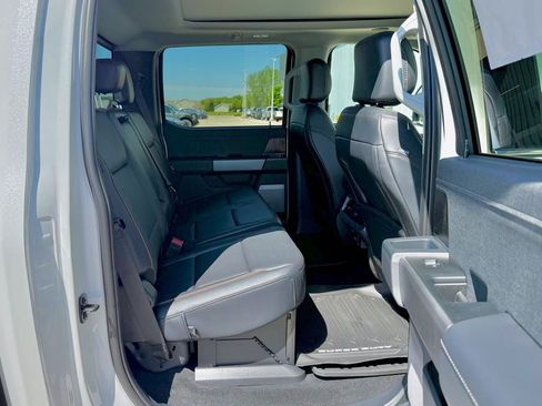 New 2026 Ford F250 4x4 Crew Cab Super Duty image 18
