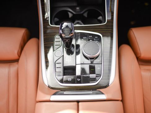 Used 2021 BMW X5 xDrive45e w/ Premium Package 3 image 43