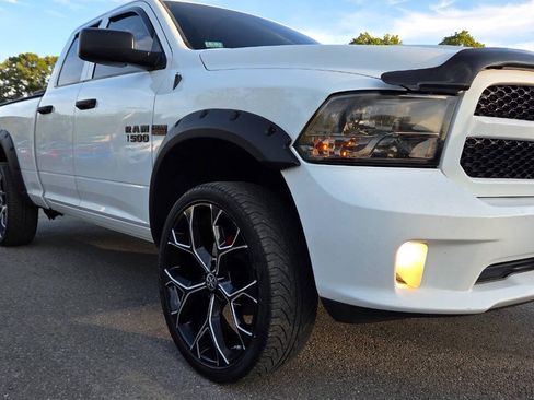 Used 2014 RAM 1500 Express AWD/4WD image 22
