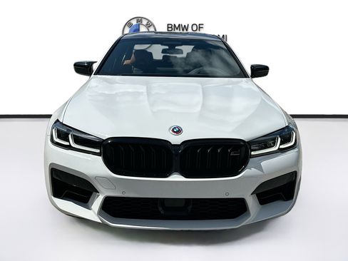 Used 2023 BMW M5 w/ Competition Package image 2