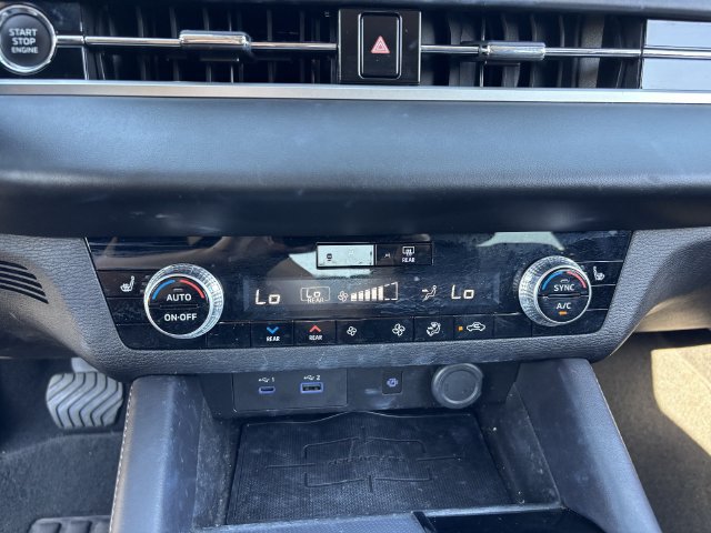 Used 2024 Mitsubishi Outlander SEL FWD image 26