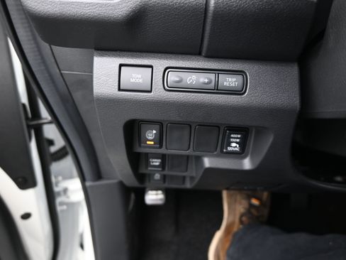 New 2026 Nissan Frontier SV image 12