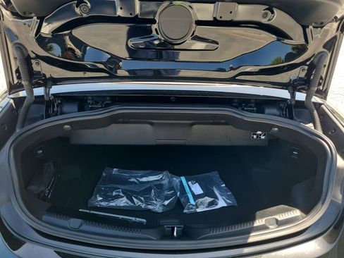 Used 2023 Mercedes-Benz E 450 Cabriolet image 11