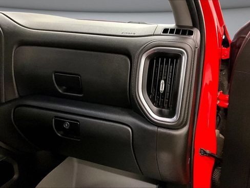 Used 2019 Chevrolet Silverado 1500 LT Trail Boss AWD/4WD image 27