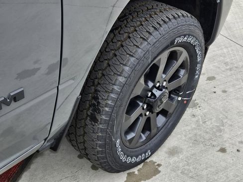 New 2026 RAM 2500 Big Horn AWD/4WD image 6