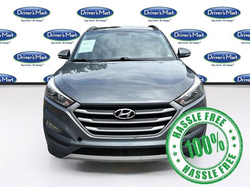 Used 2018 Hyundai Tucson Value FWD image 2