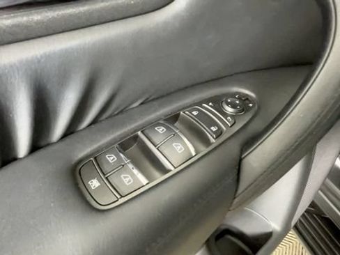 Used 2024 Nissan Armada SV w/ Cargo Package AWD/4WD image 18