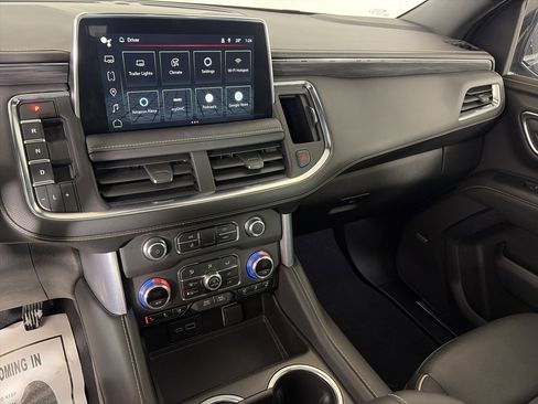 Certified 2023 GMC Yukon SLT w/ SLT Premium Package image 4