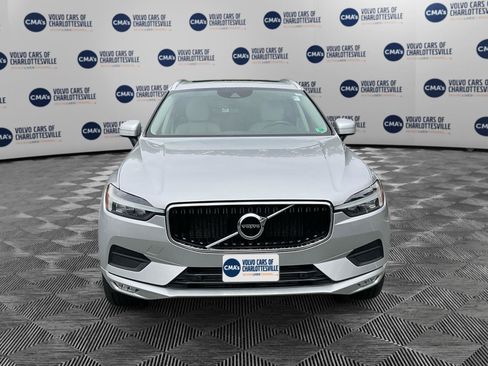 Used 2021 Volvo XC60 T5 Momentum w/ Premium Package AWD/4WD image 8