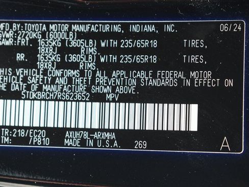 Certified 2024 Toyota Highlander XLE AWD/4WD image 35