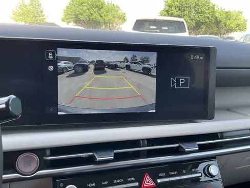 Used 2025 Hyundai Tucson SEL FWD image 21