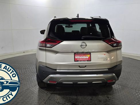 Used 2021 Nissan Rogue Platinum AWD/4WD image 6