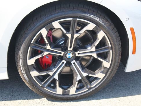 New 2026 BMW 330i xDrive Sedan w/ M Sport Package AWD/4WD image 12