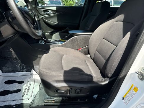 Used 2019 Chevrolet Malibu LS FWD image 11