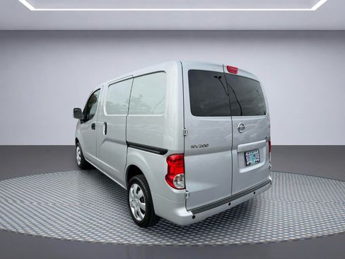 Used 2021 Nissan NV200 SV w/ Sliding Door Glass Package FWD image 4