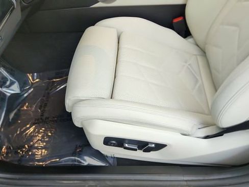 Used 2025 BMW 530i RWD image 34