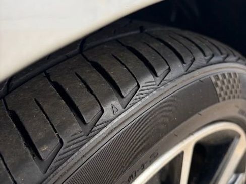 Used 2022 Nissan Maxima SV w/ Floor Mat Group image 26