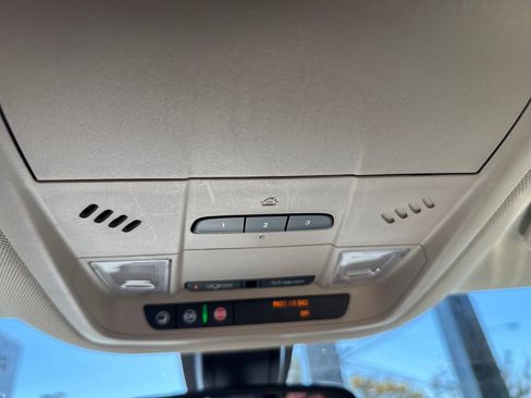 Used 2018 Buick Enclave Essence w/ Trailering Package image 27