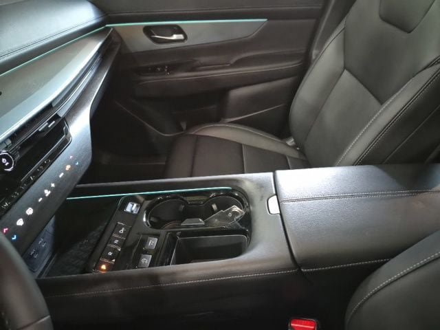 Used 2025 Nissan Murano SL w/ Cargo Package AWD/4WD image 17