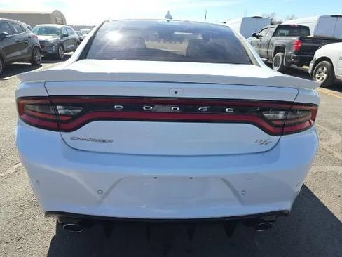Used 2019 Dodge Charger R/T RWD image 3