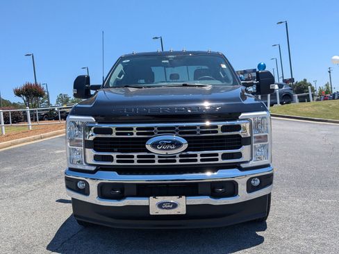Used 2025 Ford F350 XLT w/ 360-Degree Camera Package AWD/4WD image 2