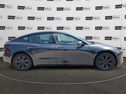 Used 2024 Tesla Model 3 Standard Range RWD image 7