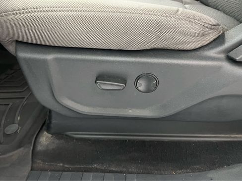 Used 2022 Ford F250 XLT w/ XLT Value Package image 22