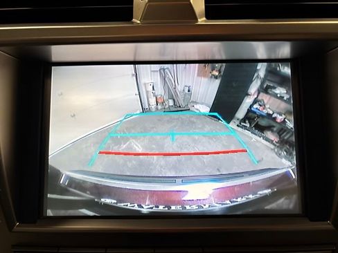 Used 2021 Lexus GX 460 Premium w/ Premium Package image 21