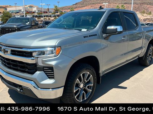 Used 2023 Chevrolet Silverado 1500 LT w/ Convenience Package II AWD/4WD image 1