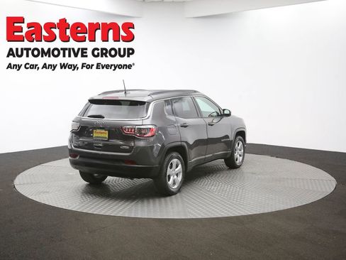 Used 2021 Jeep Compass Latitude w/ Driver Assistance Group image 38
