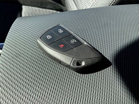 Used 2025 Chevrolet Equinox LT image 33