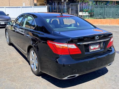 Used 2012 Lexus LS 460 L w/ Luxury Value Edition RWD image 4