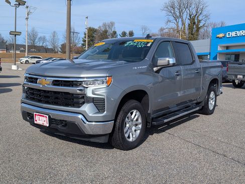 New 2025 Chevrolet Silverado 1500 LT image 8