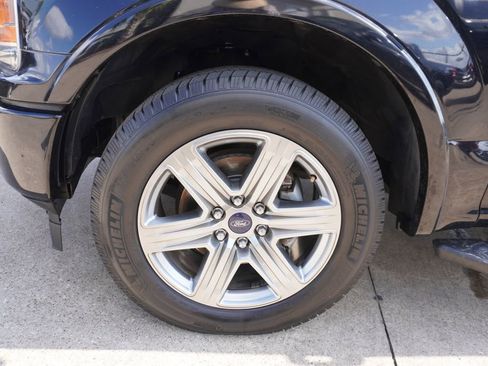 Used 2018 Ford F150 XLT w/ Equipment Group 302A Luxury image 29