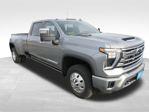 New 2026 Chevrolet Silverado 3500 High Country w/ High Country Premium Package image 7