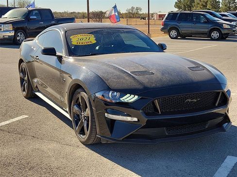 Used 2021 Ford Mustang GT Premium w/ Equipment Group 401A image 6