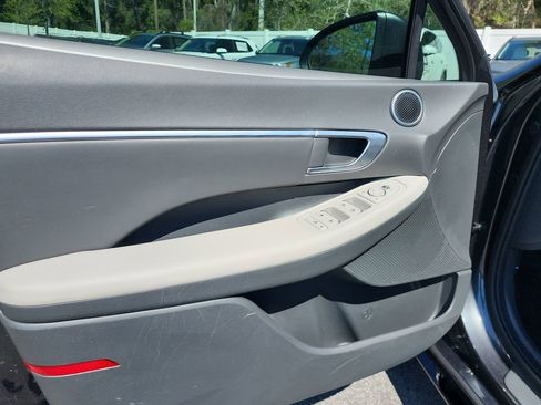 Used 2021 Hyundai Sonata SEL w/ Convenience Package image 15