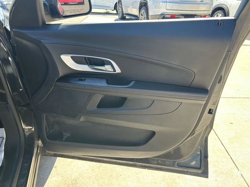 Used 2011 Chevrolet Equinox LT w/ Driver Convenience Package FWD image 16